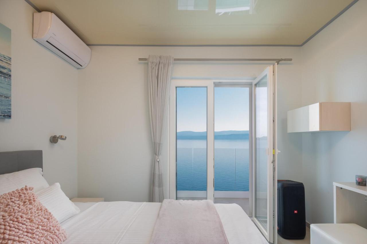 Beachfront Holiday Home - Private Heated Pool Mimice Esterno foto