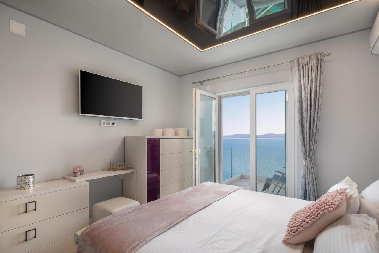 Beachfront Holiday Home - Private Heated Pool Mimice Esterno foto