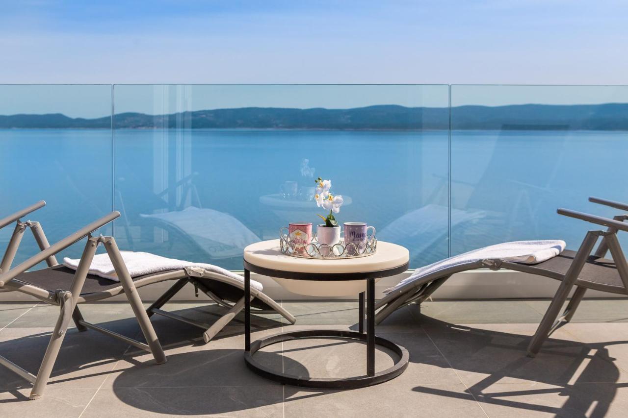Beachfront Holiday Home - Private Heated Pool Mimice Esterno foto