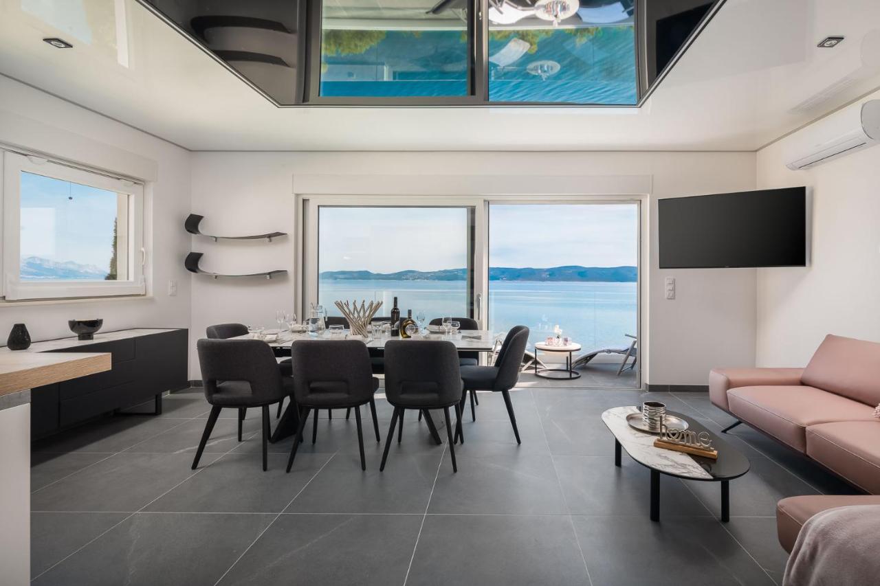 Beachfront Holiday Home - Private Heated Pool Mimice Esterno foto